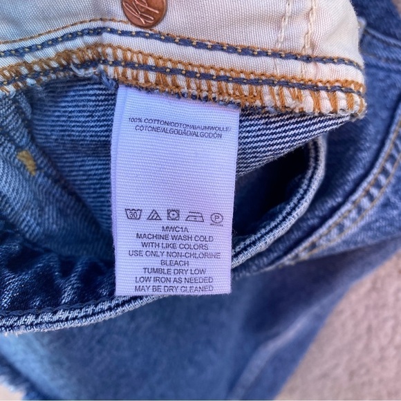 Free People We The Free Breezy Denim Distressed Button Fly Jean Skirt Sz 31 - Picture 10 of 11